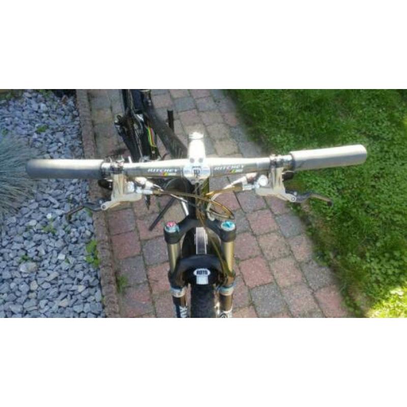 Specialized epic expert carbon 26 inch Ritchey brain XO