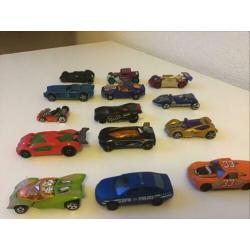 HotWheels 14 auto’s