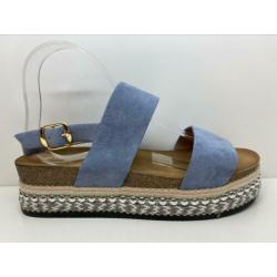 Sandalen plateau maten 37,38,39,40 nieuw 50%