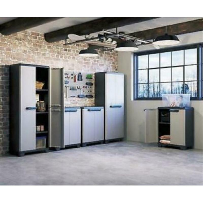 Keter Linear hoge kast voor in tuin/garage (PVC)