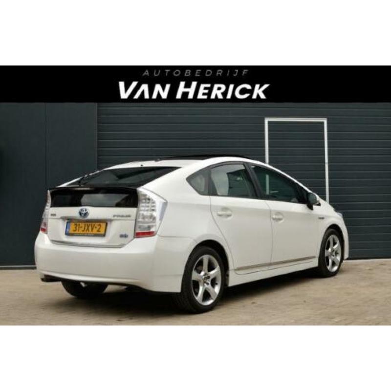 Toyota Prius 1.8 Dynamic Navi / Schuif-kantel dak / Clima