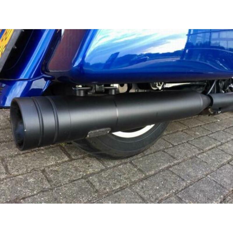 Harley-Davidson FLTRXS ROADGLIDE FLTRX (bj 2015)