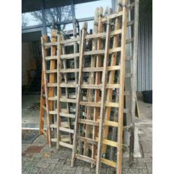 Oude schilders ladders, handdoekrek, plantenrek, decoratie