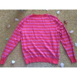Roze, rood, goudglitter gestreept truitje in maat M/L