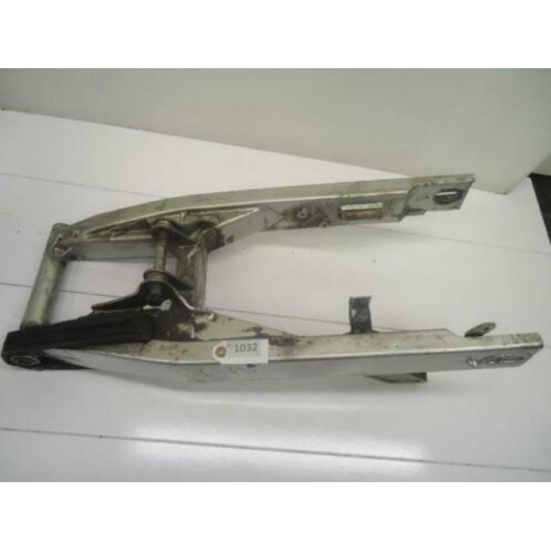 DR800 1990 - 1999, Suzuki Achterbrug D1-32612