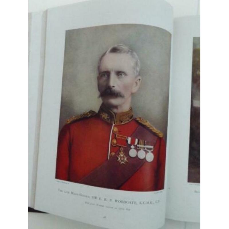 Celebrities of the Army - 1900