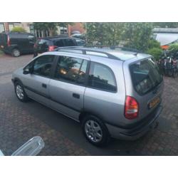 Opel Zafira 1.8 I AUT 2000 Grijs