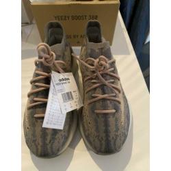 Yeezy boost 380 mist 42 2/3 en 43 1/3