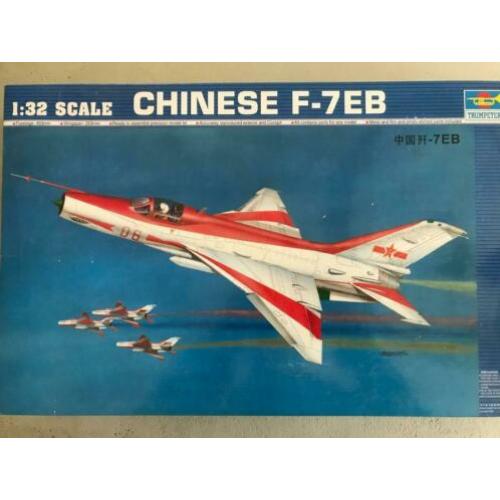 Chinese F7-EB 1/32 bouwpakket