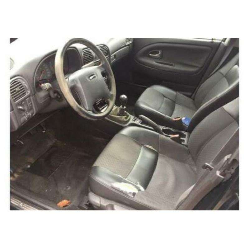 Volvo S40 1.6 16V