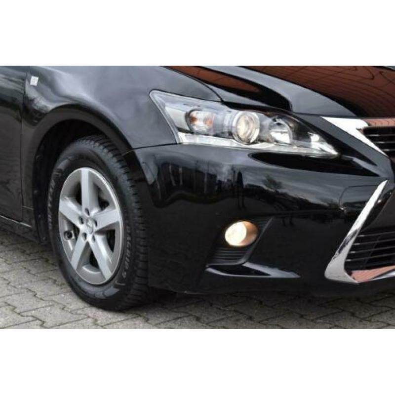 Lexus CT 200h 25th Edition Camera/Navigatie (bj 2015)