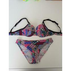 Hele mooie en leuke bikini, Hunkemöller, maat 80B-M