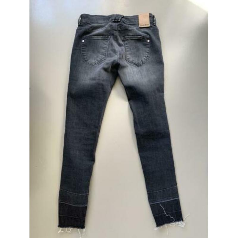 Cost Bart skinny maat 26 of 152/158