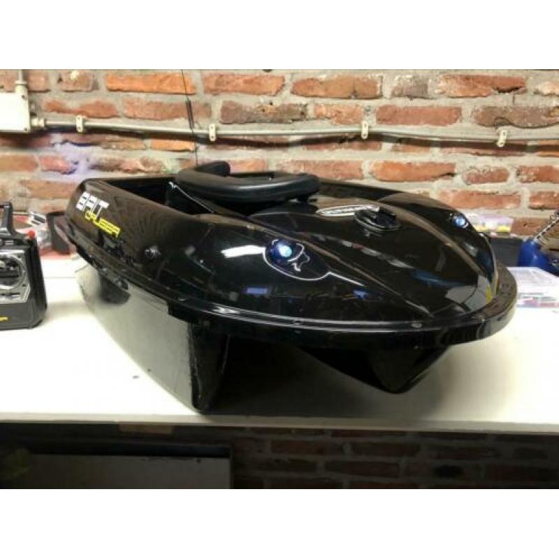 Ultimate baitcruiser XL karper vis voerboot