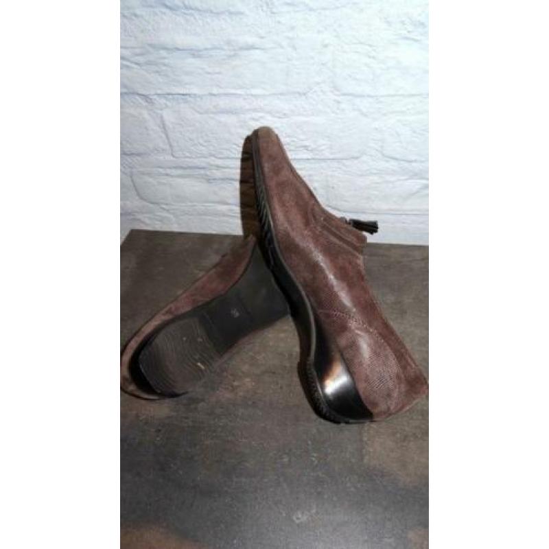 BRUNATE soepele leren schoenen-instappers 38