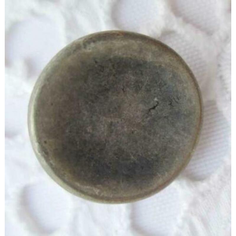 Vintage oude metalen knoop nr M1303 zilver