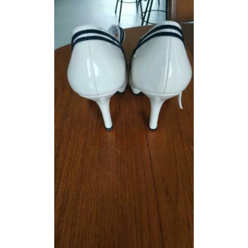 Vintage schoenen maat 39, beige met zwart