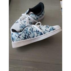Blue Box Sneakers - 42 ZGAN