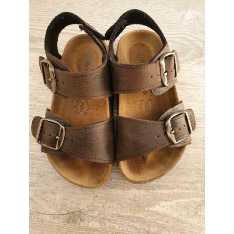 Nette leren sandalen maat 25
