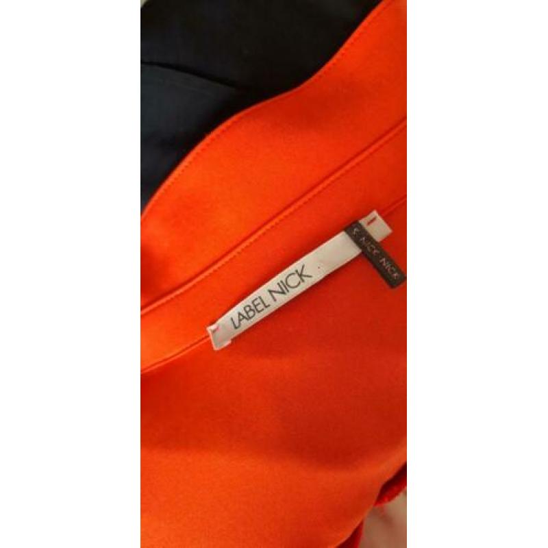 Mooie Oranje jurk van LABEL NICK.mt 42