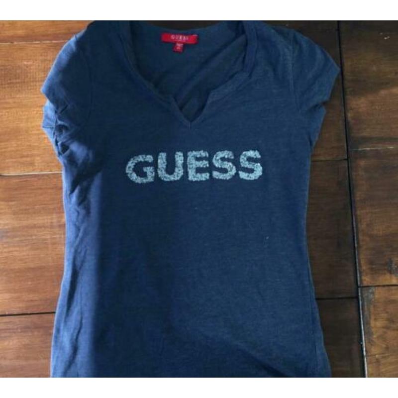 Guess T-shirt maat xs