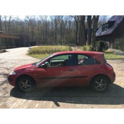 Renault Megane 1.4 16V 2002 Rood - Rijdt prima, goede prijs!