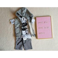 2x nieuwe zwart wit korte broek /short maat 50-56 Lucky no.7