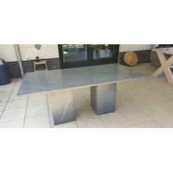 Tuintafel natuursteen