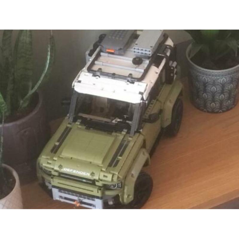 Lego 42110 - Technic Landrover Defender - zgan