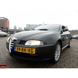 Alfa Romeo GT 1.9 JTD Distinctive