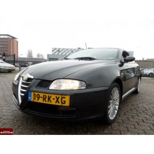 Alfa Romeo GT 1.9 JTD Distinctive