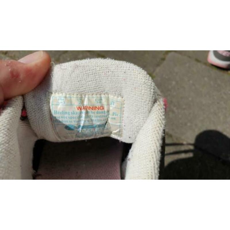 Heelys maat 34, grijs met roze