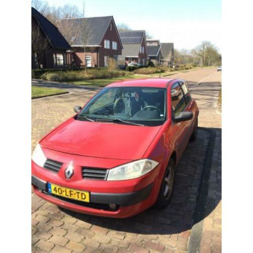 Renault Megane 1.4 16V 2002 Rood - Rijdt prima, goede prijs!