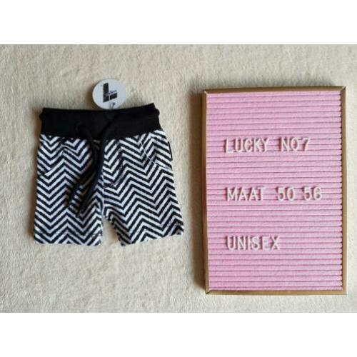 2x nieuwe zwart wit korte broek /short maat 50-56 Lucky no.7