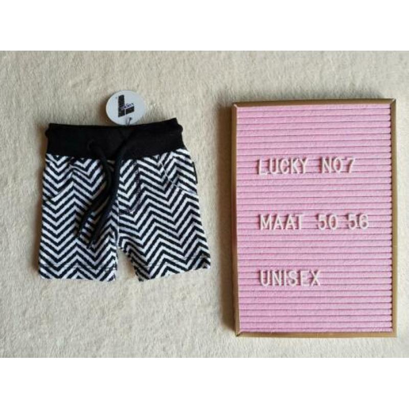 2x nieuwe zwart wit korte broek /short maat 50-56 Lucky no.7