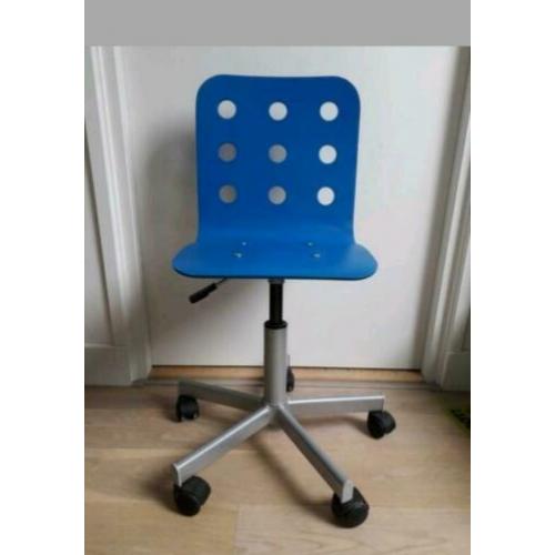 Twee Ikea bureau stoelen