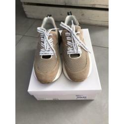 10DAYS sneaker champagne maat 39 ZGAN
