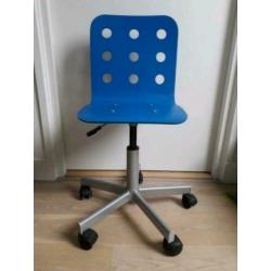 Twee Ikea bureau stoelen