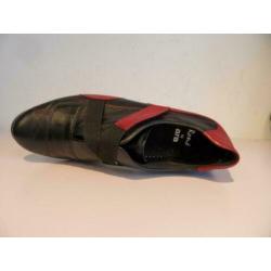Zwart met rode klitbandschoenen Ara 38 1/2