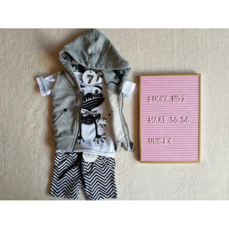 2x nieuwe zwart wit korte broek /short maat 50-56 Lucky no.7