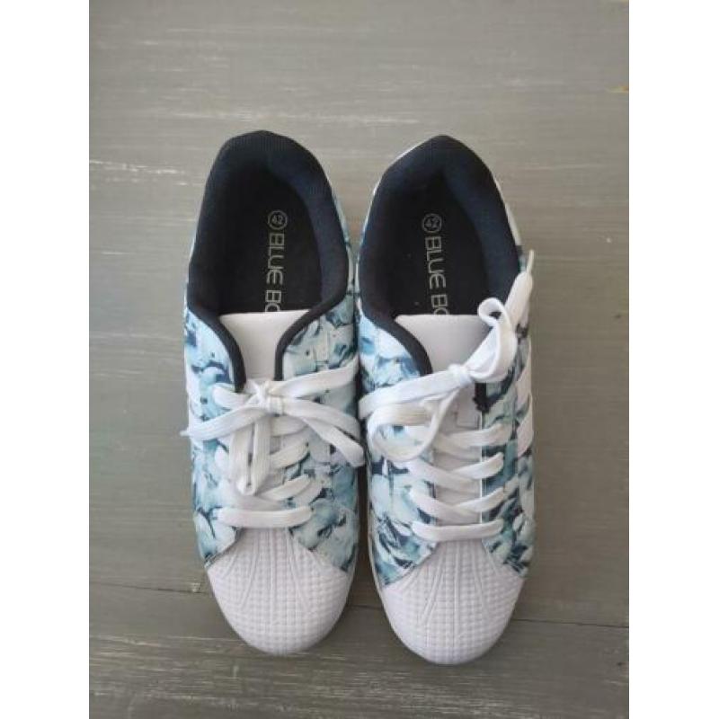 Blue Box Sneakers - 42 ZGAN