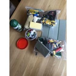 Diverse bouwblokken en decoraties Lego