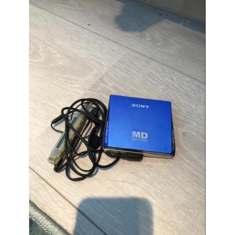 Sony portable minidisc walkman mz e75
