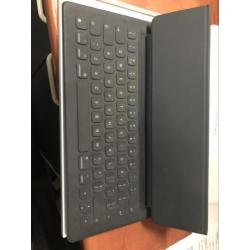 iPad pro 12,9 smart keyboard als nieuw