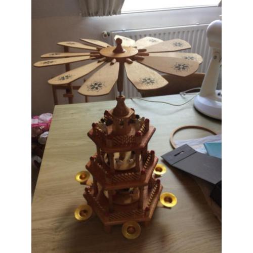houten kerst molen.