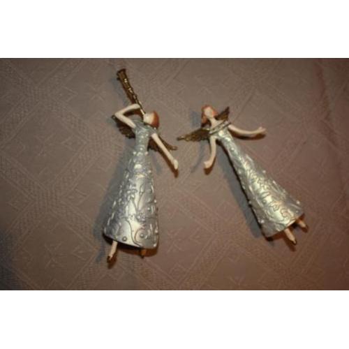 2 luxe kerst decoratie engelen 15 cm. hoog. Nieuw.