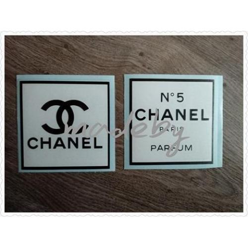 Pimp je kerst spullen met diverse chanel decoratie stickers!
