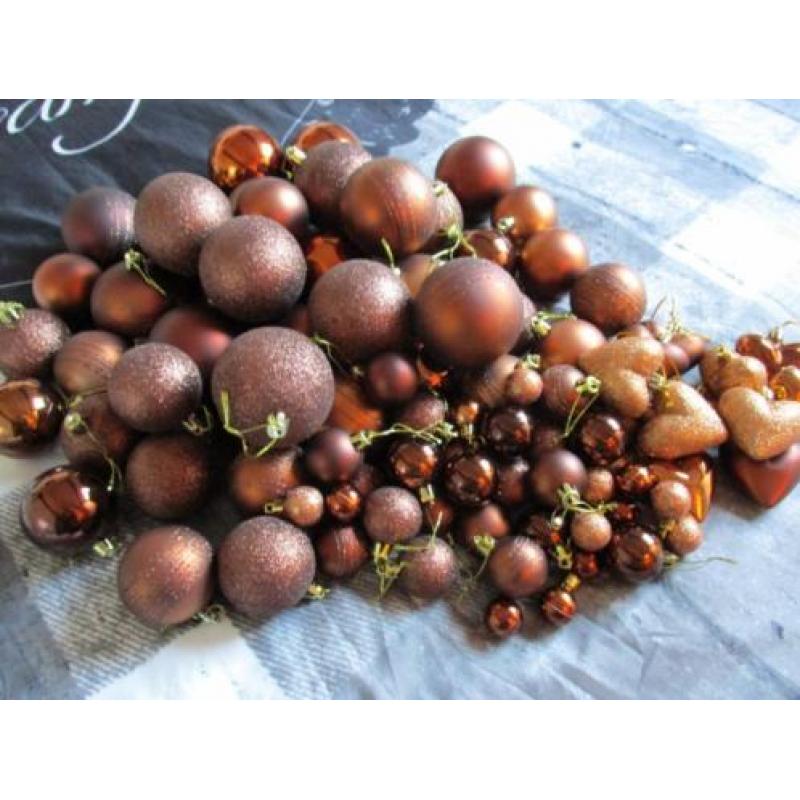 KERST >> 90 stuks ballen brons-bruin in 5 maten