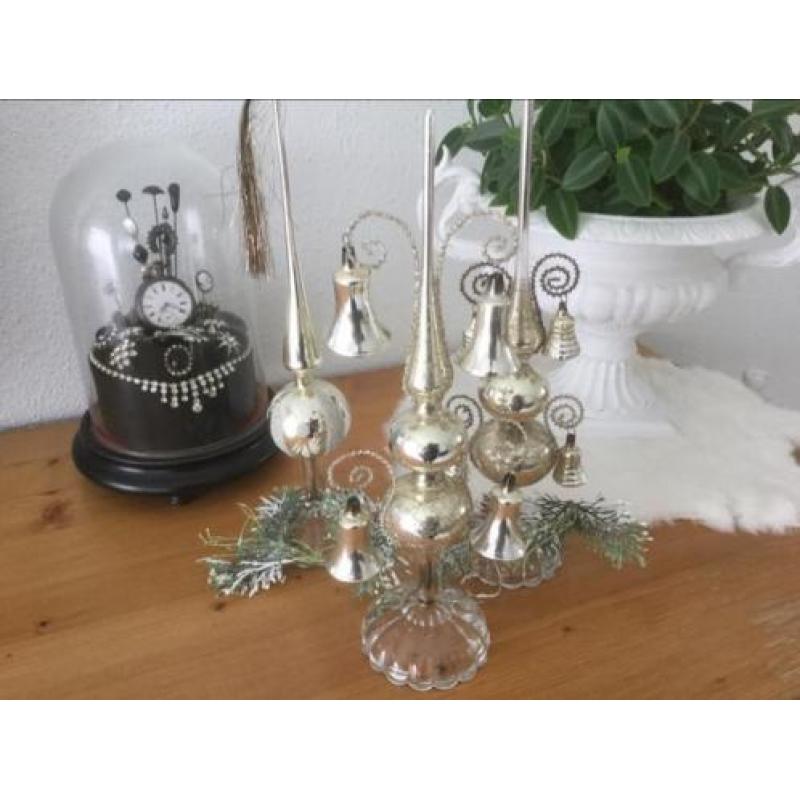 Oude glazen kerst pieken standaard