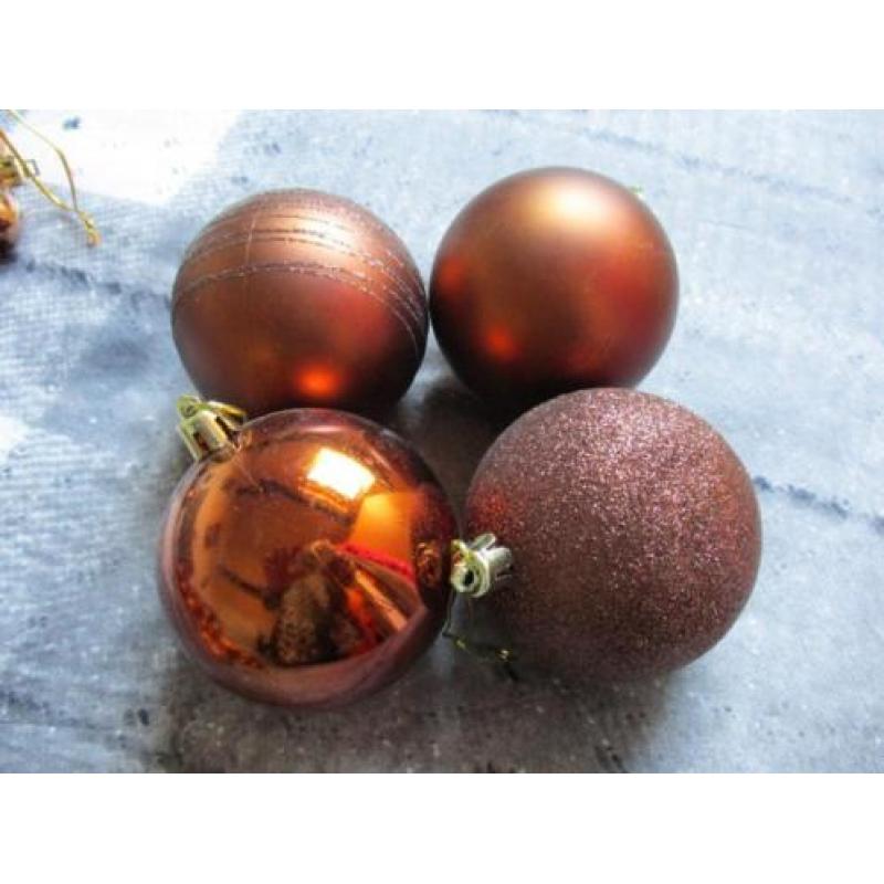 KERST >> 90 stuks ballen brons-bruin in 5 maten